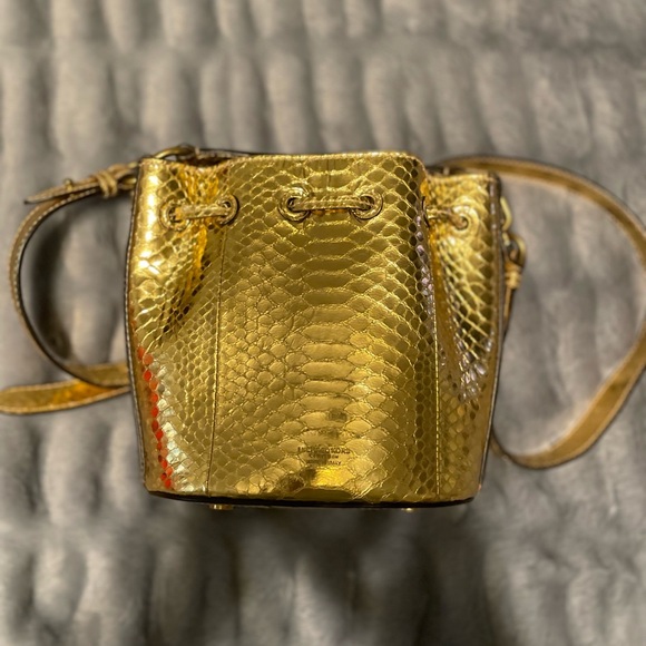 MK BUCKET BAG - Picture 2 of 8